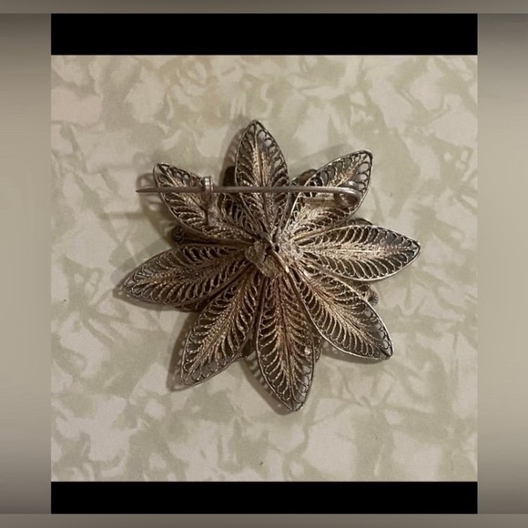 Vintage Silver Filigree Flower Brooch #6620 - Picture 4 of 6